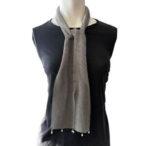 Silver-Tone Mesh Necklace with Dangling Pearl Accents – 3.5" x 50"